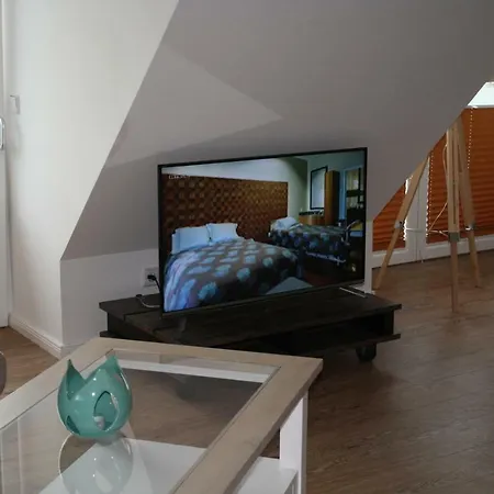 Kiekut Apartment *
